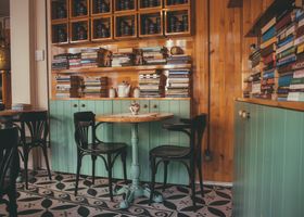 Signal & Sage Café